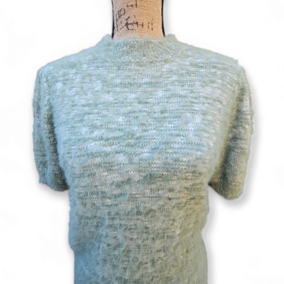 NWT Philosophy Women's Short Sleeve Fuzzy Soft Pullover,  Sage Color, Size M - Picture 2 of 9